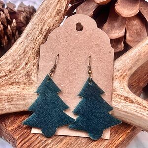 Christmas tree earrings holiday jewelry woodland rustic dangle for party gift